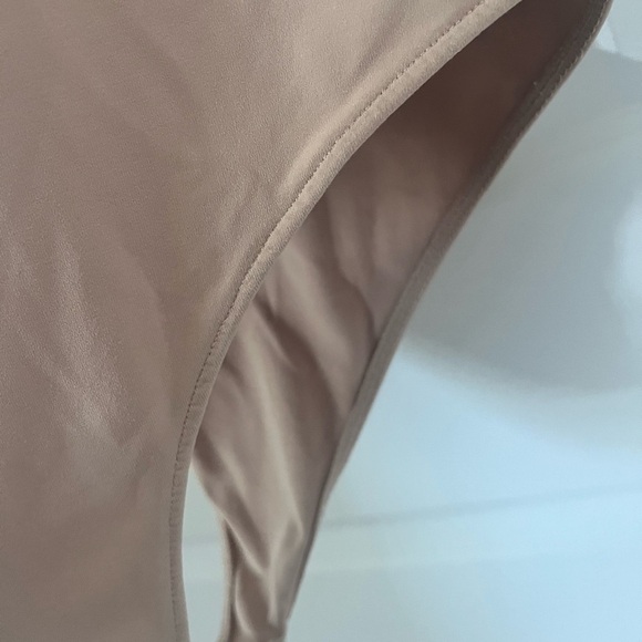 Zara Women's Tan Sleeveless Bodysuit Size Large - Picture 9 of 12